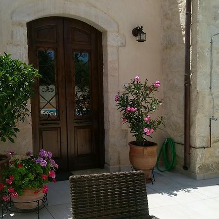 Villa Zefi Elefterna Buitenkant foto
